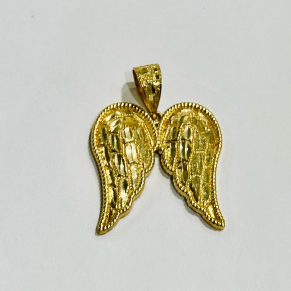 Other - 10k Solid Gołd Diamond Cut Angel Wing Pendant, Custom made Gold Angel Wing Charm
